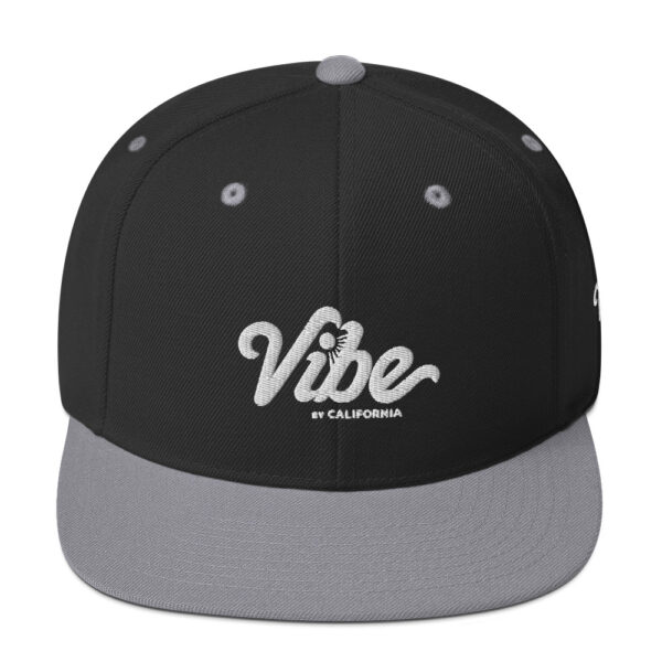 vibe-twill-two-tone-snapback-hat
